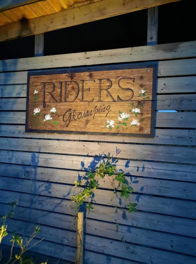 Rider'S Glamping Hotel Back Kültér fotó
