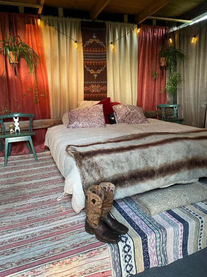 Rider'S Glamping Hotel Back Kültér fotó